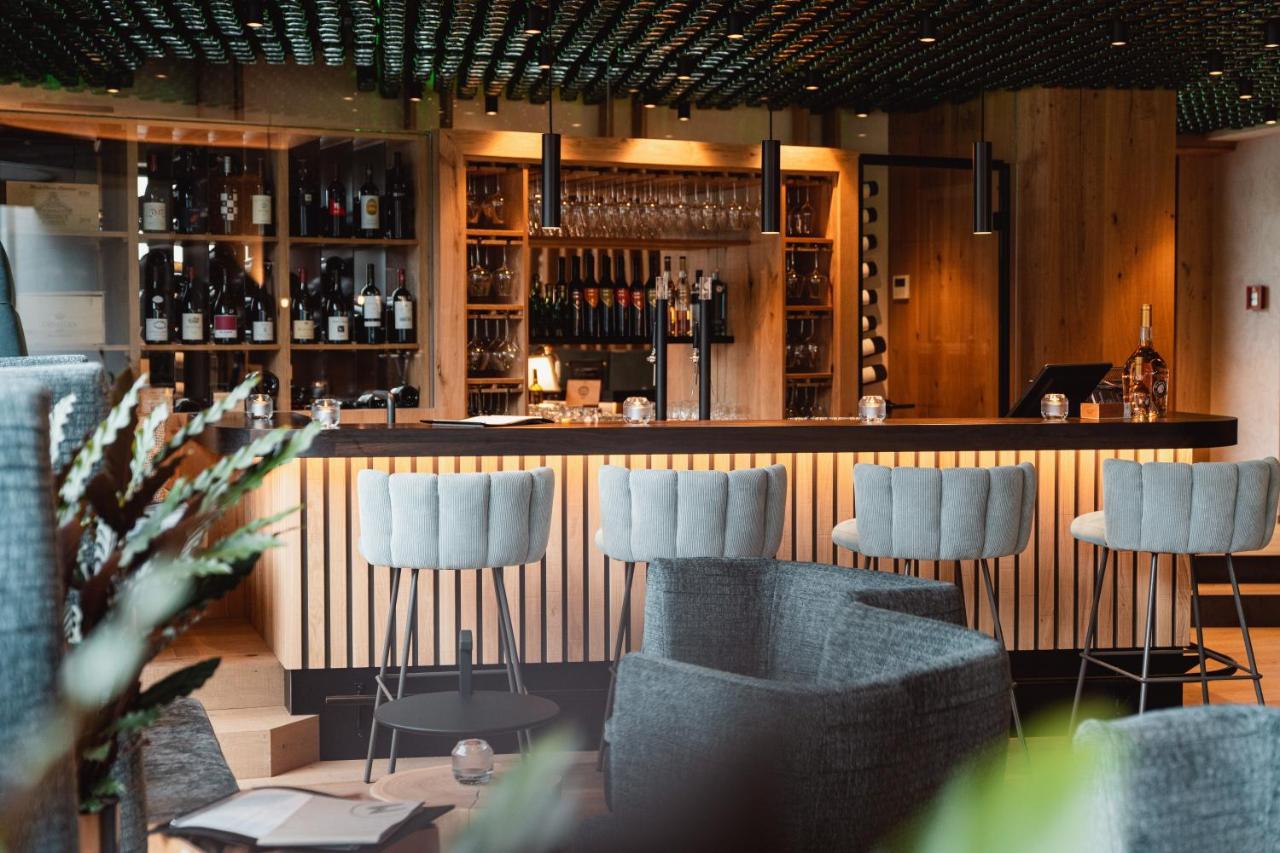 Mons Suites Wine Passion Танхайм Екстериор снимка